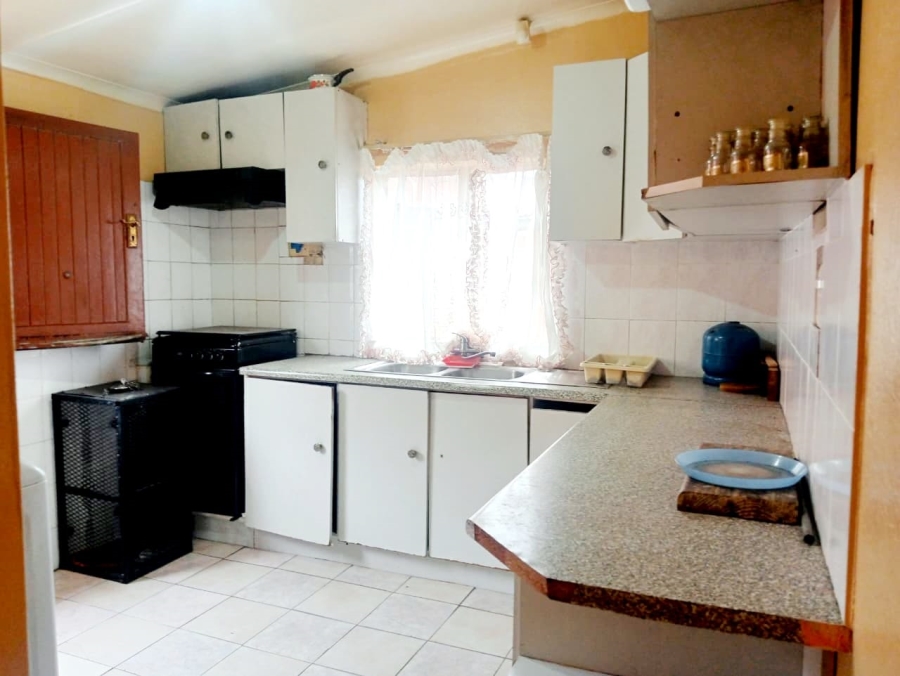 2 Bedroom Property for Sale in Mdantsane Nu 11 Eastern Cape